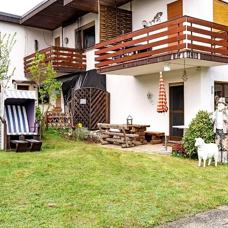 In With Fenced Garden * Medebach
