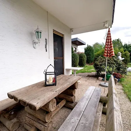 In With Fenced Garden * Medebach