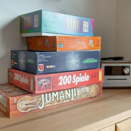 In With Fenced Garden Daire